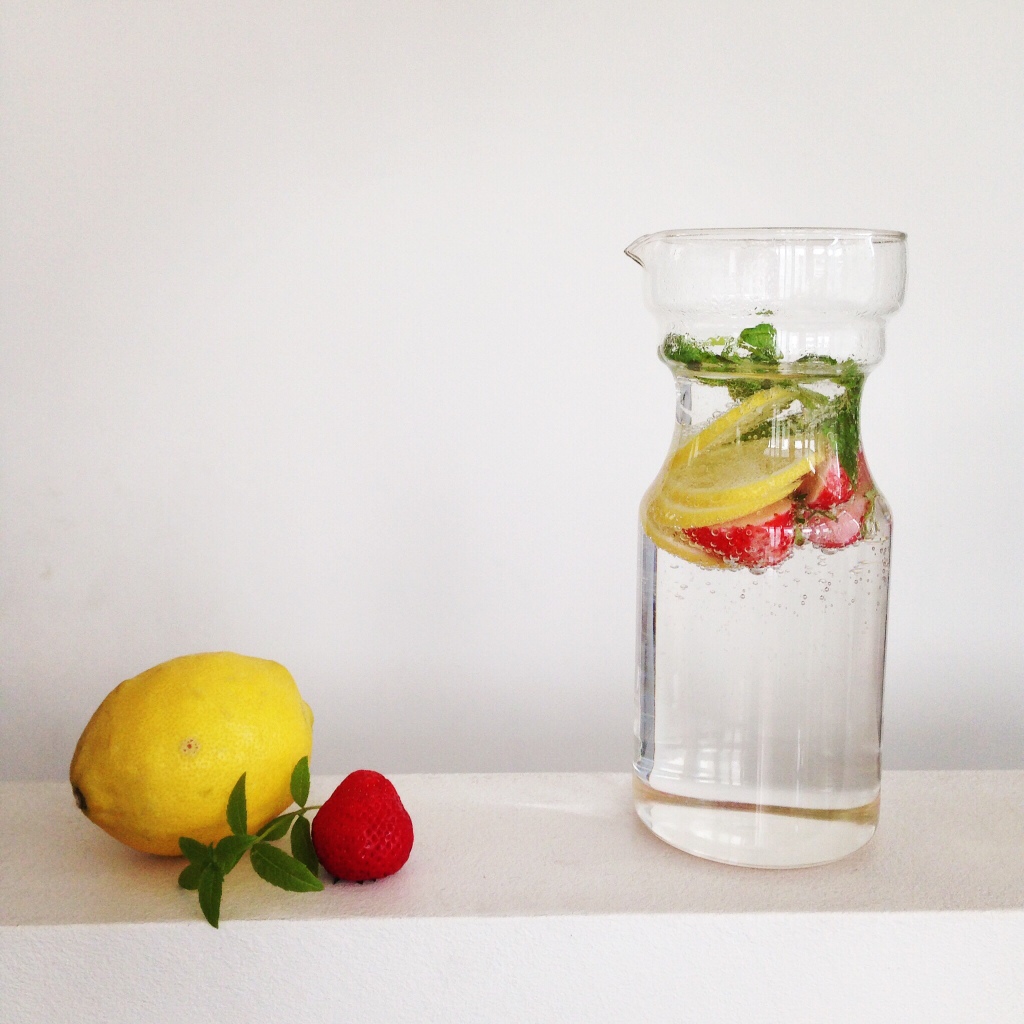 Infused water - Zitrone, Erdbeer, Zitronenverbene