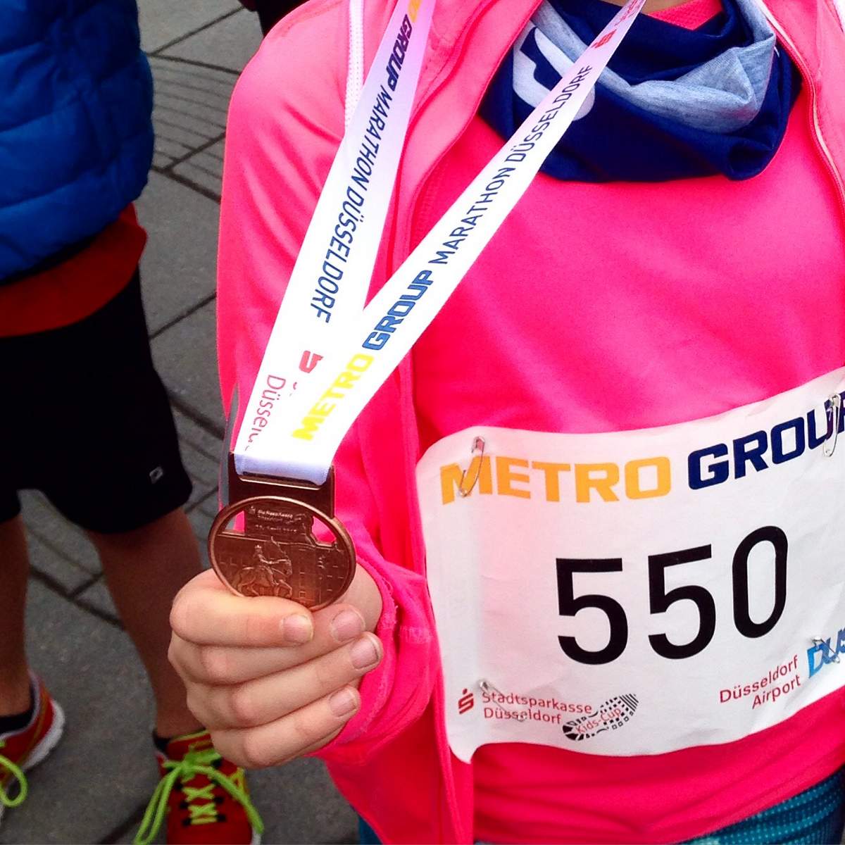Kids-Cup Düsseldorf - Metro Group Marathon Kinder Medaille